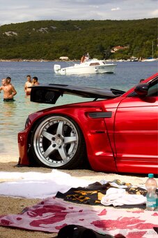 Graphic - Photo & Video production - Social media manager - 9