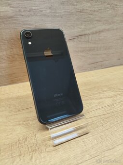 iPhone XR - super stav / v záruke - batéria 97% - 9