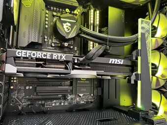 Ryzen 9 7950X3D\64GB\RTX 5080\SSD\1200W Zdroj - 9