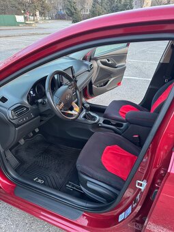 Hyundai i30 1.5 DPi - 9