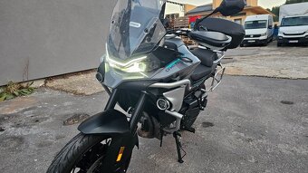 Moto 800MT Touring r.v. 2022 - 9