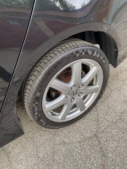 Honda Accord 2.0 - 9