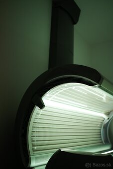 LUXURA X7 42 HIGHBRID horizontalne kolagenove solarium - 9