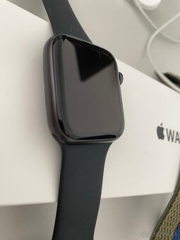 Apple Watch SE 44mm GPS - 9
