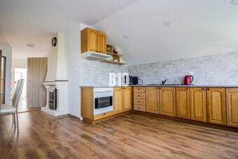 PRENÁJOM RD v Janíkovciach - 3 bytové jednotky - 9