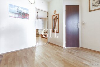 ŠTEFÁNIKOVÁ - 3 izbový byt - Čiastočná rekonštrukcia - Vynik - 9