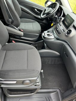 Mercedes Benz V250 - 9