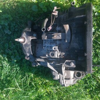 Renault trafic vivaro 1.9 dci 74kw Vivaro - 9