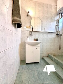 Predaj, 4 izb. rodinný dom - investícia aj pre firmy, Dolný - 9