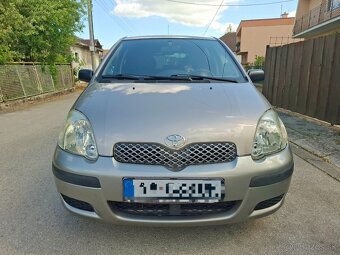 Predam Toyota Yaris 1.0i 48kW s KLIMOU. Kupene nove na SK. - 9
