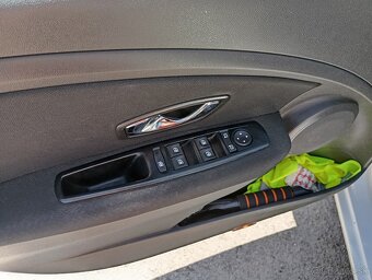 Renault fluence - 9