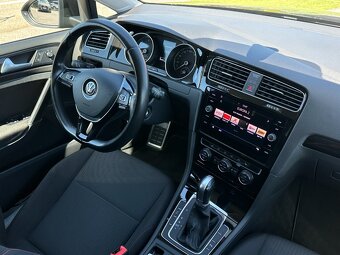 Volkswagen Golf Variant SOUND 2.0 TDi DSG - 9