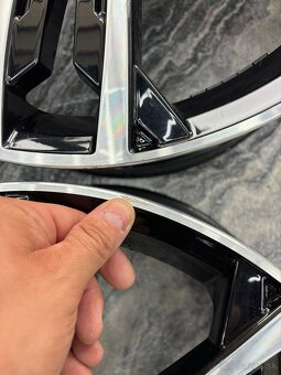 ✅ 5x112 r18 Golf 7 8 Sevilla model nádherne - 9
