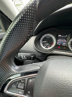 Predám Škoda Octavia kombi 2.0 TDi, Style+ - 9
