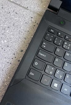 Lenovo B50 / Intel N2830 / 8GB RAM / 128GB SSD / 15.6" - 9