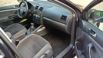 Volkswagen Golf V Combi Bluemotion 1.9 TDI 77kw r.v.2009 - 9