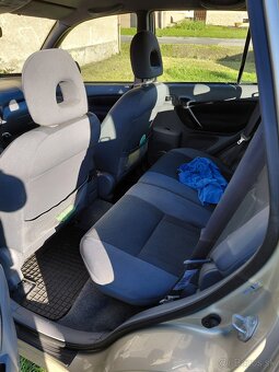 Toyota rav4 - 9