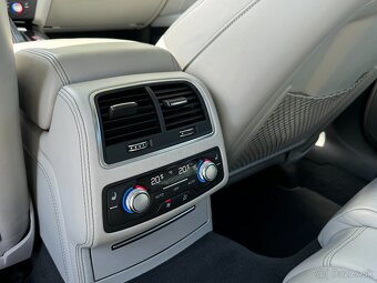 AUDI S7 4.0 TFSI V8 BOSE sound - 9