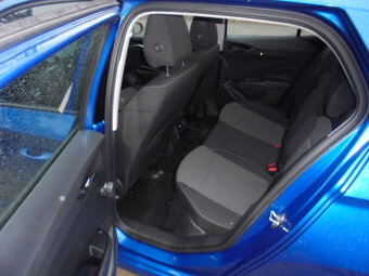 Škoda Fabia 4 1.0 TSI Ambition r.v.6/2022 - 9