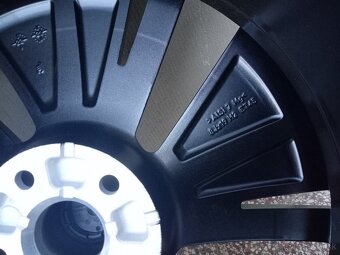 Škoda Enyaq 19"235/55 R19 originálne elektróny, letná sada - 9