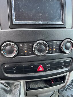 mercedes sprinter 319 4x4 - 9