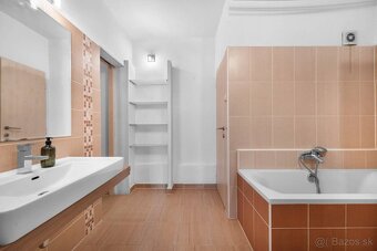 PET FRIENDLY - 3-izbový byt v Karlovej Vsi - 9