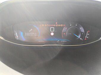 Peugeot 5008 rok v 8.2019,naj 136 000km diesel - 9