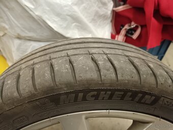 Škoda Alaris R18 5x112 letné Michelin 225/40 - 9