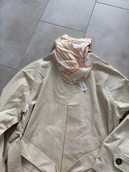 Dlhy trenc Zara c. L - 9