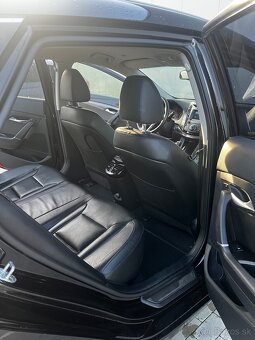 Predám Hyundai i40CRDI 1.7 - 9