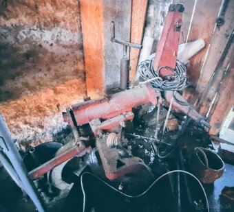 Predám traktor ZETOR 3011 - 9