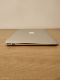 MacBook Air 13 A1466 | Core i5 • 8GB RAM • SSD - 9