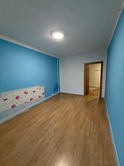 Prenájom 4-izbový byt v Handlovej - 9