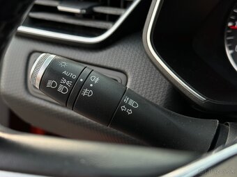 Renault Clio 1.0 - 9