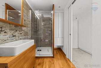 Na predaj - veľký apartmán vo Vienna Gate s možnosťou odpočt - 9
