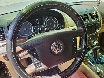 Volkswagen Touareg - 9