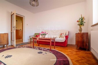 Rezervované Na predaj 4 izbový rodinný dom Malé... - 9