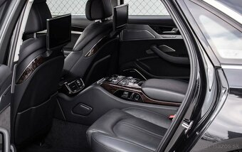 AUDI   A  8 LONG - 9