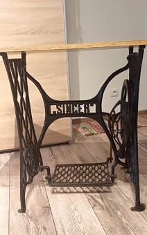 SINGER-podstavec zo šijacieho stroja - 9