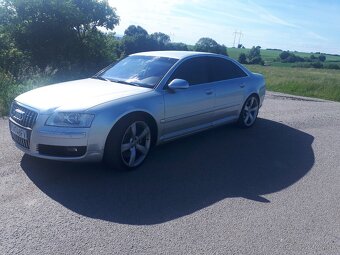 AUDI S8 - 9