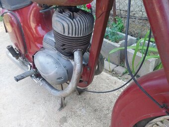 Jawa 250/559 - 9