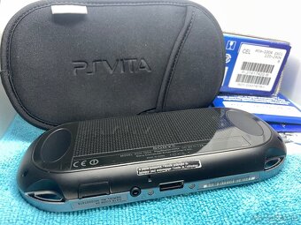 PS VITA PCH-1004 - OLED verzia +8GB - 9