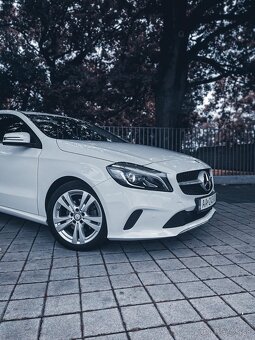 MERCEDES-BENZ A160 SPORT PREMIUM - 9