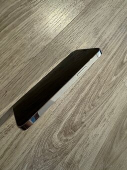 iPhone 12 pro + obal/nabíjačka - 9