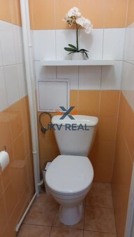 Na PREDAJ 2 izbový byt v obľúbenej lokalite, Bratislava- Ruž - 9