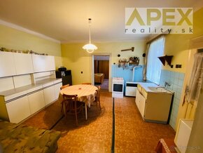 APEX reality - 2i. rodinný dom na Čulenovej ulici v Hlohovci - 9