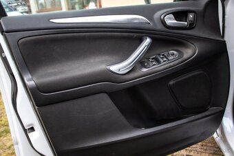 Galaxy 2.2 TDCi TitaniumS 147kW MT6 7miest Panoráma - 9