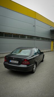 Mercedes C270 - 9