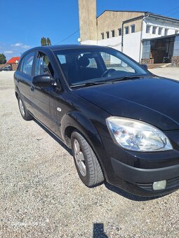 Kia rio - 9
