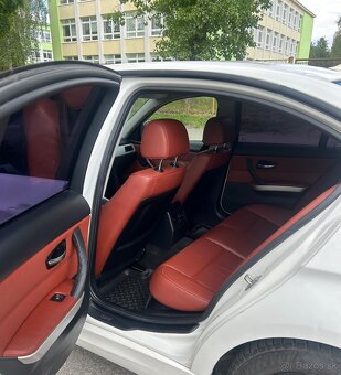 BMW e90 318d - 9